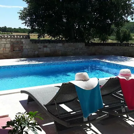 Luna With Pool * Porec