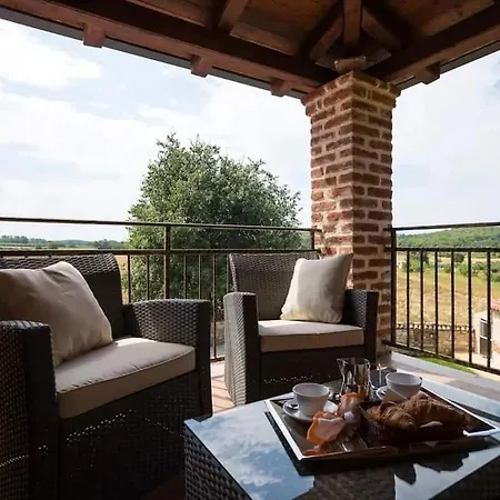 Luna With Pool בית נופש *