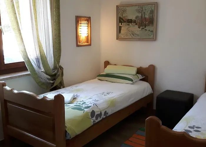 Nyaraló Luna With Pool Poreč