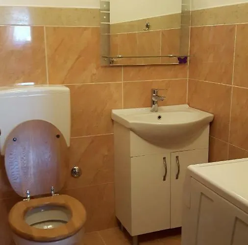 Luna With Pool Nyaraló Poreč