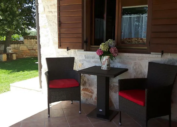 Luna With Pool Nyaraló Poreč