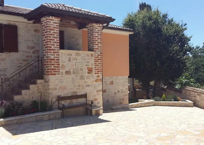 Luna With Pool Σπίτι διακοπών Πόρετς