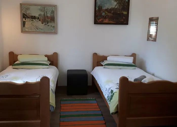 Luna With Pool * Πόρετς